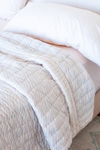 Image 1 of Modern Zebra Quilt
