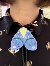 Periwinkle Moth Bolo