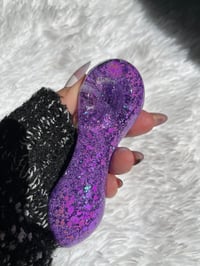 Image 8 of Lavender Freezable Glitter Glass Hand Pipe   