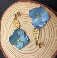 Image 2 of Dusty Blue Hydrangea Resin Drop Earrings 