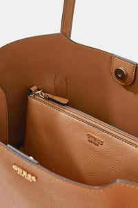 Image 4 of Bolso tote Melody Guess