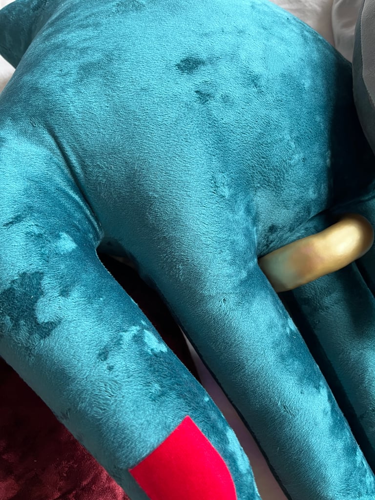 MARINA THROW Image 2