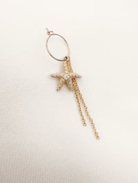 Image 2 of Boucles d'oreille ASTERIE blanche