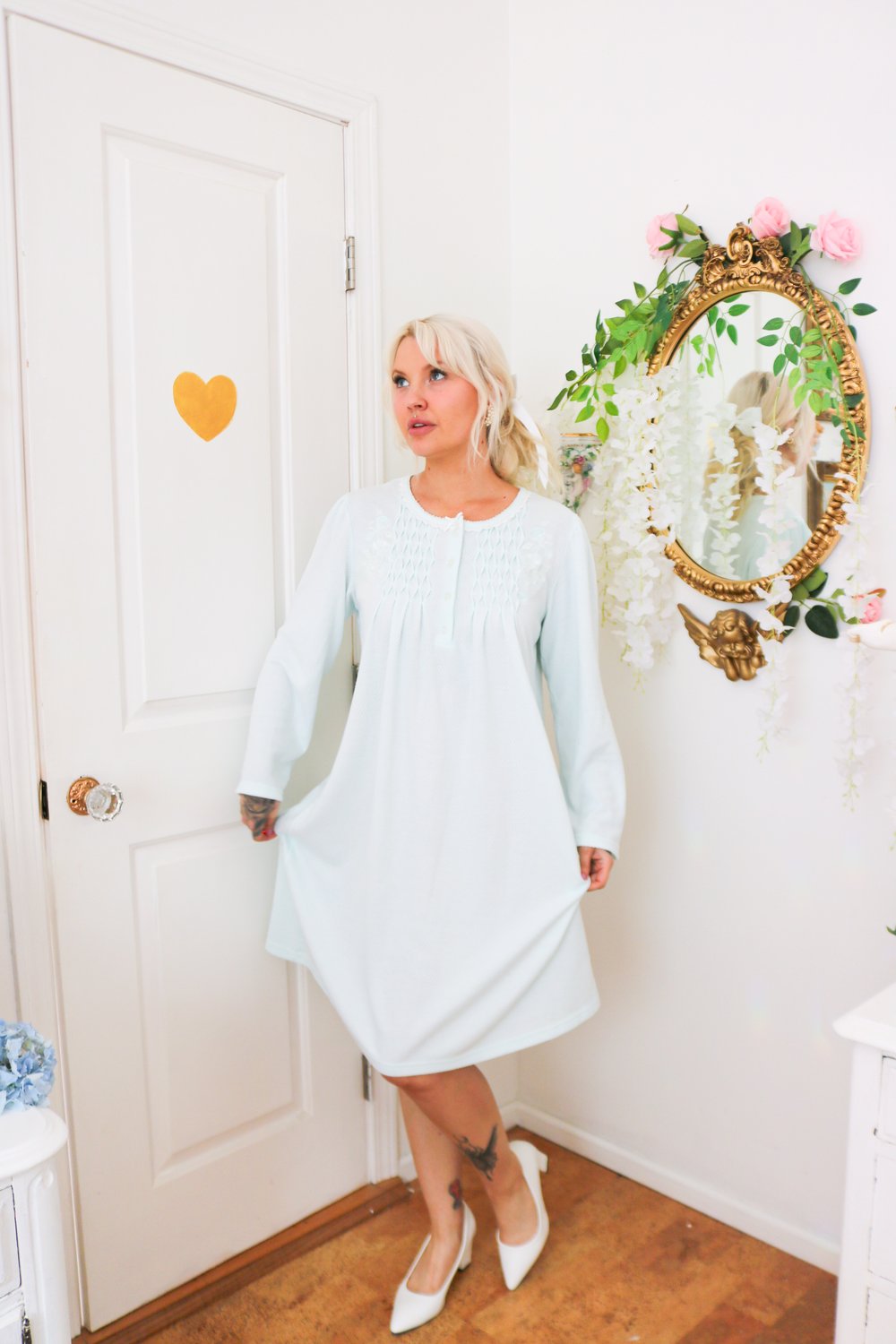 Miss Elaine Pastel Baby Blue Cinderella Nightgown (Small)