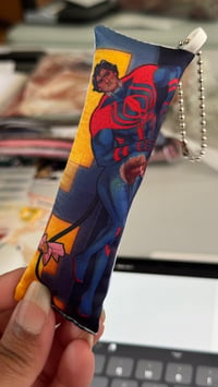Image 12 of Assorted Dakimakura/Body Pillow Case & Keychain