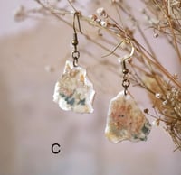 Image 4 of recycelte ohrringe aus wandfragmenten