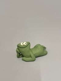 Image 5 of Relaxed green thing 5