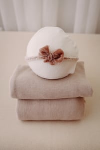 Image 2 of Cashmere Touch Stone Set