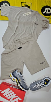 Image 1 of Essential Mens Sets (1:1)