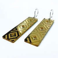 Image 5 of mitla II / acrylic / gold