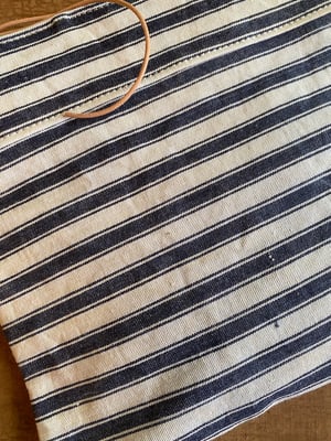 Image of white sails pouch