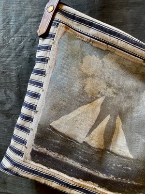 Image of white sails bag