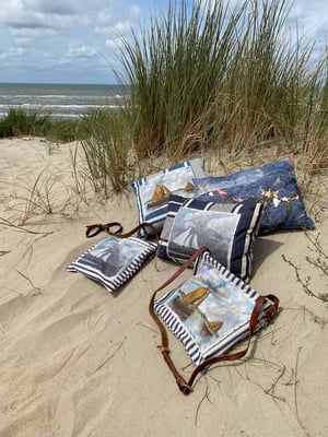 Image of white sails bag
