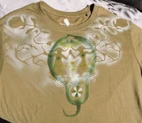 Image 3 of inner gourd shirts