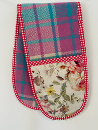 Rose Oven Mitt