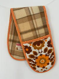 Brown Floral Oven Mitt