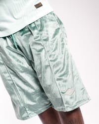 Image 4 of MINT S