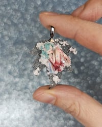 Image 2 of Berry - Collana con Mini Fata in Polymer Clay e Foglia (Collezione Winter Dreams)