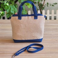 Image 2 of Bolso saquito NUT en arpillera y denim azul oscuro