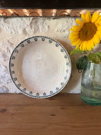 Image 1 of Plat Saint Amand en terre de fer - Vaisselle vintage 