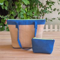 Image 2 of Conjunto SIS bolso y neceser en arpillera y denim azul medio