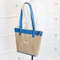 Image 5 of Conjunto SIS bolso y neceser en arpillera y denim azul medio