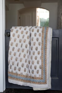 Image 8 of Rich Booti Quilt