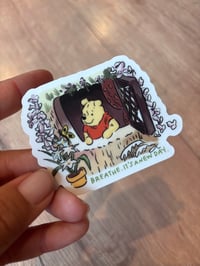 CLEAR Window Pooh Sticker