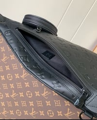 Image 7 of SHELLS BLACK CROSS OVER BAG