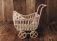 Image 1 of Ollie Pram