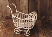 Image 2 of Ollie Pram