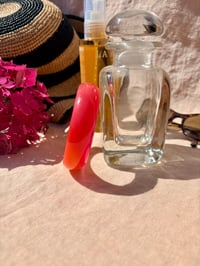 Image 3 of Garance maison en granit rose
