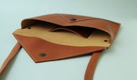 Image 4 of Enveloppe bag color Noce