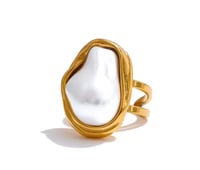 Image 4 of Golden Pearl Necklace Vintage Set-    Xp