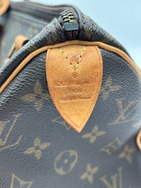 Image 12 of Louis Vuitton Speedy 25 Monogram Vintage