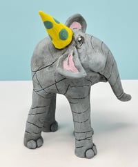 Image 2 of Party elephant