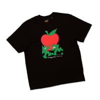Image 1 of "LA GRAN MANZANA" BLACK TEE