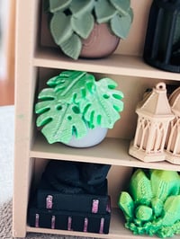 Image 4 of Mini Bookshelf with Clickers – 3D Printed Decorative Shelf Set