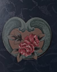 1990s Vintage Ronald Redding Wallpaper Rolls - Romantic Heart Gothic Roses Dark - (Sets of 2 Rolls) – detail view 9