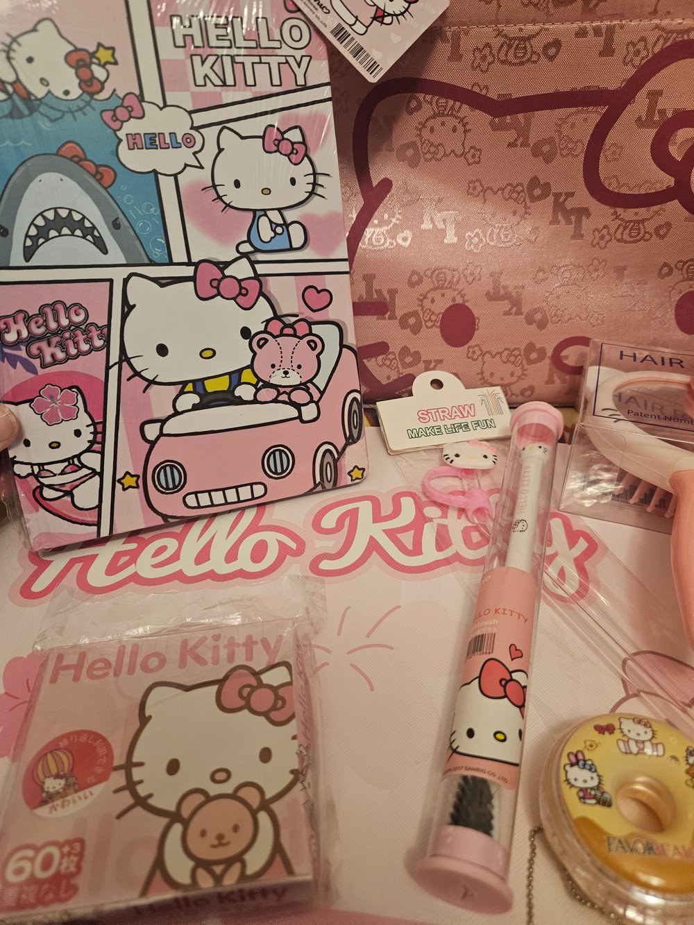Image of The Pretty Pink Hello Kitty Travel Bag Bundle 