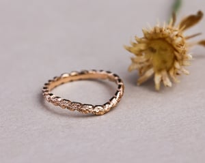 Image of 18ct rose gold 2mm laurel leaf carved wishbone ring