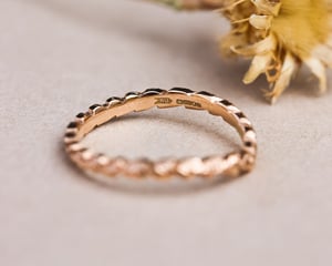 Image of 18ct rose gold 2mm laurel leaf carved wishbone ring