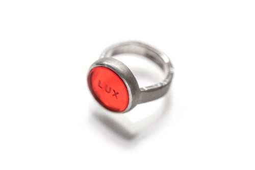 Image of "Light" silver ring with red acrylic glass 15 mm  · LUX ·