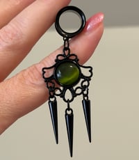 Poison Ivy Dangles (sizes 4g-2")