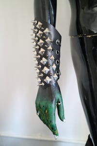 Image 2 of Hellfire Gauntlet