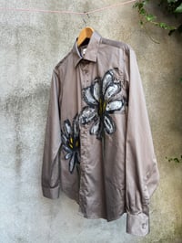 Image 3 of Contemporary daisy - L