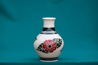 Image 1 of Vase 1 - trad flowers