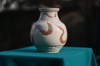 Image 7 of Vase 10 - Iridescent snakes