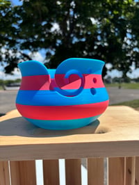 Image 2 of Yarn Bowl Strawberry Red/Sky Blue