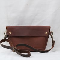 Image 3 of Commuter Lite in vintage brown